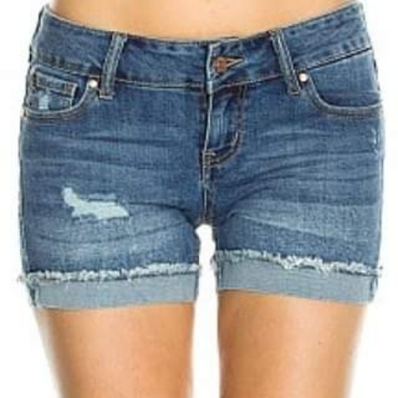 Mid Rise Scraped Detail Folded Hem Shorts - Picture 1 of 1